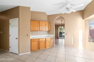 4033 S Ferris Dr, Tucson, AZ 85730 - Photo 12