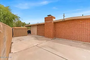 8325 E 18th St, Tucson, AZ 85710 - Photo 38