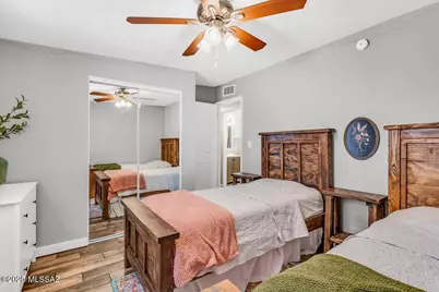 8325 E 18th Street, Tucson, AZ 85710 - Photo 24