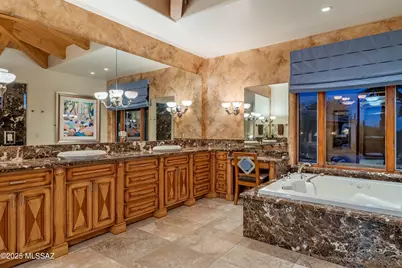 2143 E Desert Garden Drive, Tucson, AZ 85718 - Photo 16