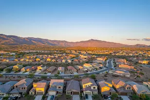 7895 S Bonanza Park Dr, Tucson, AZ 85747 - Photo 30