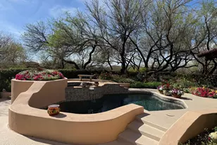 7185 E Desert Moon Loop, Tucson, AZ 85750 - Photo 8