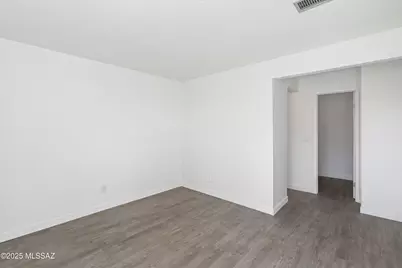 808 S Langley Avenue #204, Tucson, AZ 85710 - Photo 14