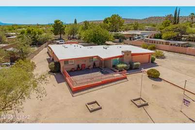 1271 W Calle De La Plaza, Sahuarita, AZ 85629 - Photo 2