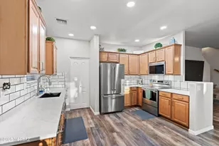 8775 N Hidden Wash Ct, Tucson, AZ 85743 - Photo 12