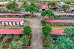 9525 E Graf Ln, Tucson, AZ 85730 - Photo 6