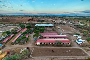 9525 E Graf Ln, Tucson, AZ 85730 - Photo 10