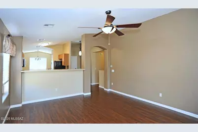 11472 W Anasazi Passage Street, Marana, AZ 85658 - Photo 4