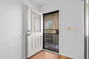 7621 N Shirley Pl, Tucson, AZ 85741 - Photo 6