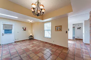 663 S Los Topacios, Green Valley, AZ 85614 - Photo 22