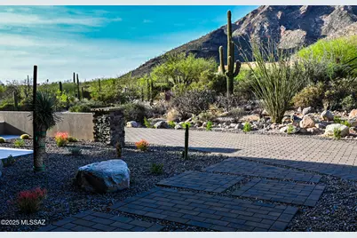 2155 E Desert Garden Drive, Tucson, AZ 85718 - Photo 26