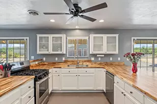 2660 E Darlene Ln, Vail, AZ 85641 - Photo 12