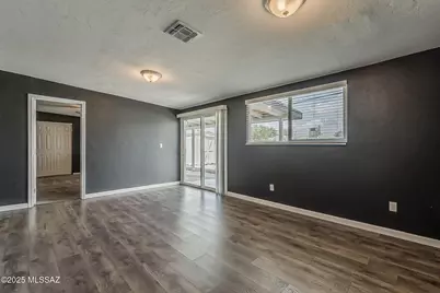 843 E Alturas Street, Tucson, AZ 85719 - Photo 16