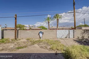 843 E Alturas St, Tucson, AZ 85719 - Photo 34