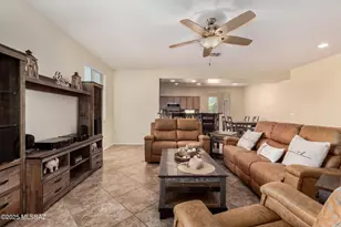 7483 S Salt Water Dr, Tucson, AZ 85757 - Photo 2