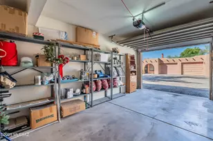 933 E Mesquite Dr, Tucson, AZ 85719 - Photo 24