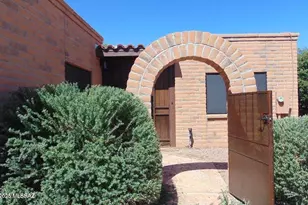 1592 W Agave Ln, Green Valley, AZ 85622 - Photo 1