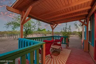 17690 W Lickskillet Ln, Marana, AZ 85653 - Photo 4