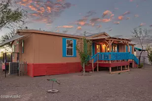 17690 W Lickskillet Ln, Marana, AZ 85653 - Photo 2