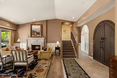 6404 N Desert Wind Circle, Tucson, AZ 85750 - Photo 12