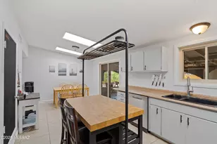 1124 W Edgewater Dr, Tucson, AZ 85704 - Photo 2