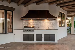 7370 N Catalina Ridge Dr, Tucson, AZ 85718 - Photo 30