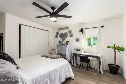 2822 N Tyndall Avenue, Tucson, AZ 85719 - Photo 18
