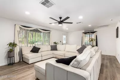 2822 N Tyndall Avenue, Tucson, AZ 85719 - Photo 4