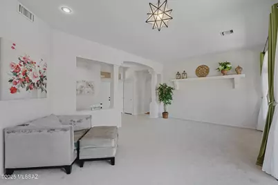 14709 N Silver Hawk Drive, Oro Valley, AZ 85755 - Photo 10