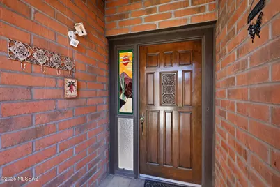 2507 S Calle Cervantes, Green Valley, AZ 85622 - Photo 2