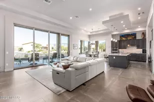 14184 N Hidden Enclave Pl, Oro Valley, AZ 85755 - Photo 12