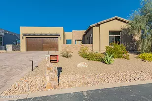 14184 N Hidden Enclave Pl, Oro Valley, AZ 85755 - Photo 2