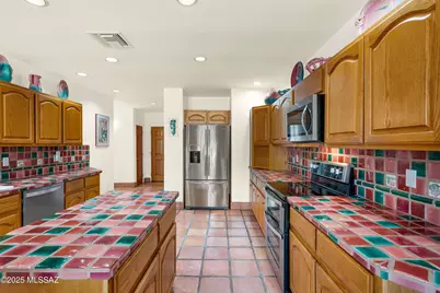 12513 E Jeffers Place, Tucson, AZ 85749 - Photo 8
