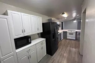 7044 E Malvern Pl, Tucson, AZ 85710 - Photo 8