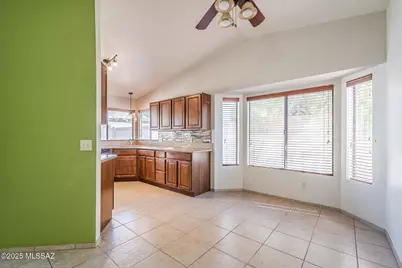 2520 W Glenbrook Way, Tucson, AZ 85741 - Photo 10