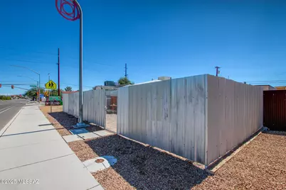 1330 E Broadway Boulevard, Tucson, AZ 85719 - Photo 36