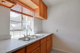 1330 E Broadway Blvd, Tucson, AZ 85719 - Photo 4