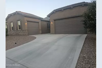 10955 W Radcliff Drive, Marana, AZ 85653 - Photo 2