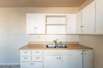 113 E Columbia Street, Tucson, AZ 85714 - Photo 12