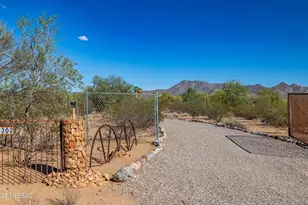 5302 N Sanders Rd, Tucson, AZ 85743 - Photo 2