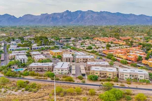 2030 E River Rd, Tucson, AZ 85718 - Photo 12