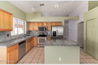 244 S Ridgefield Avenue, Tucson, AZ 85748 - Photo 8