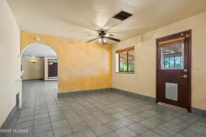 8741 N Chinaberry Way, Tucson, AZ 85742 - Photo 14