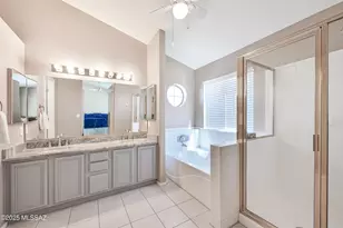 11632 N Labyrinth Dr, Oro Valley, AZ 85737 - Photo 16