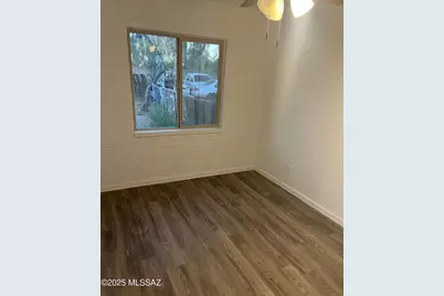 125 W Jacinto Street, Tucson, AZ 85705 - Photo 2