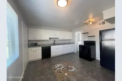 1155 N Santa Rosa Avenue, Tucson, AZ 85712 - Photo 22