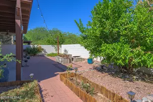 10401 E Rushlight Dr, Tucson, AZ 85748 - Photo 40