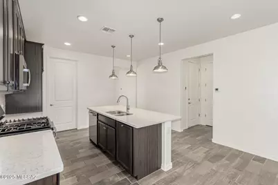 6485 E Via Jardin Verde, Tucson, AZ 85756 - Photo 4