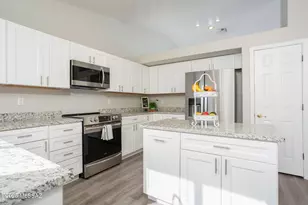 9828 N Pegasus Ave, Tucson, AZ 85742 - Photo 14