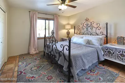 9131 N Ironwood Meadows Drive, Tucson, AZ 85742 - Photo 14